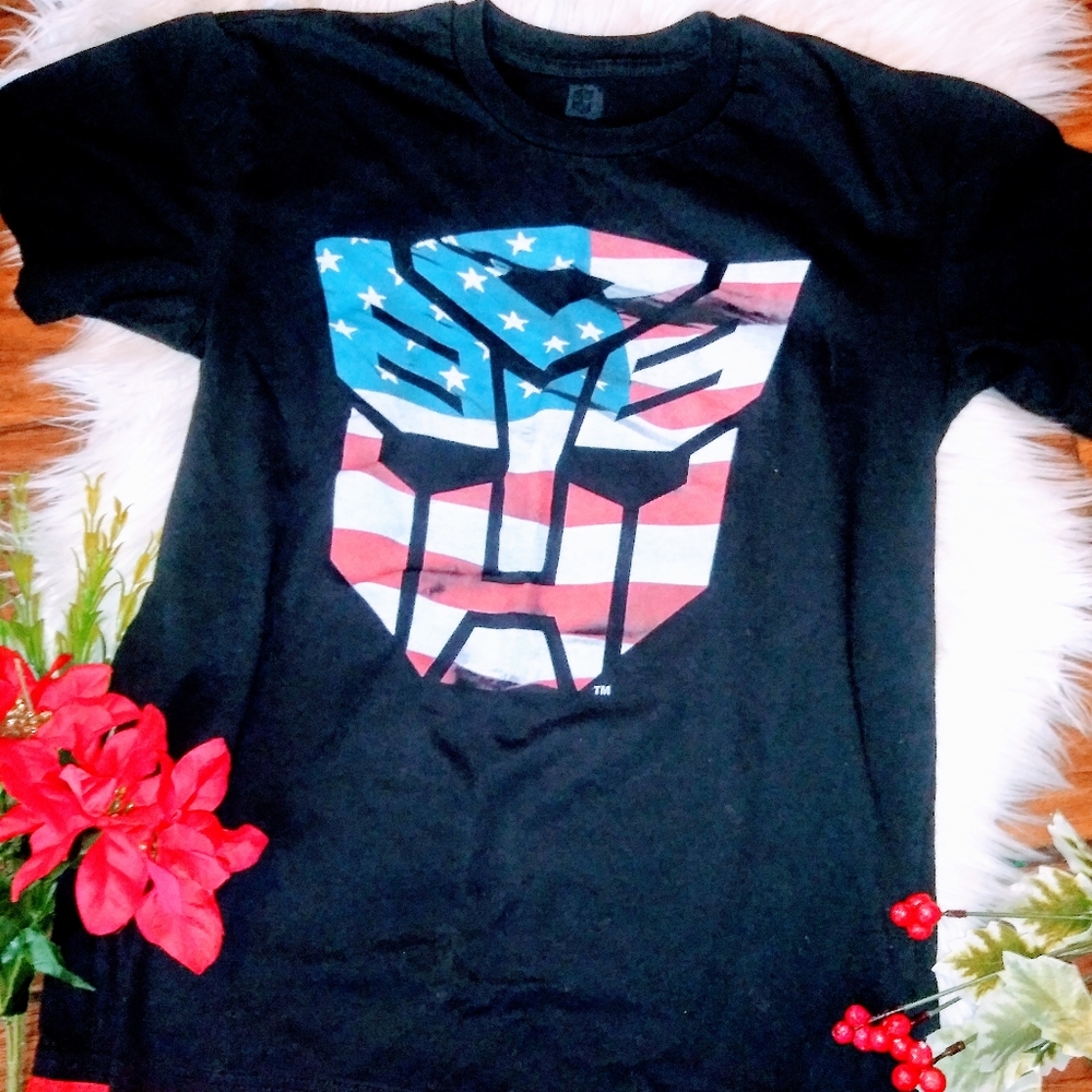 🔥❤NWOT! Transformers Layered Look Tee❤🔥